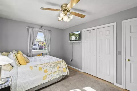 Bedroom - 75 Howe Rd, Pittsfield, MA 01201 photo 5 of 8