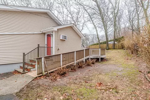 247 Albert St, Fall River, MA 02721 photo 28