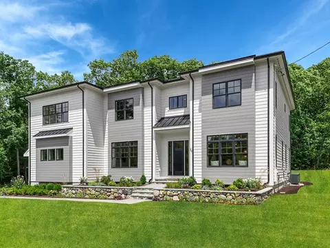 24 Winchester Dr, Lexington, MA 02420