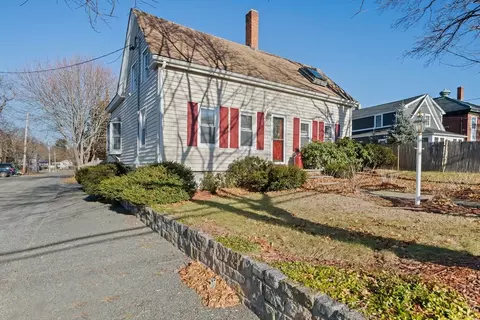 69 North Ave, Rockland, MA 02370