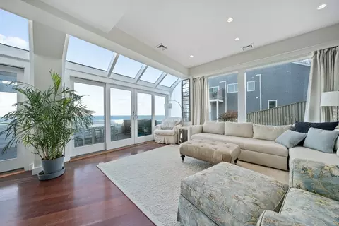 31 Oceanside Dr #31, Hull, MA 02045 photo 12