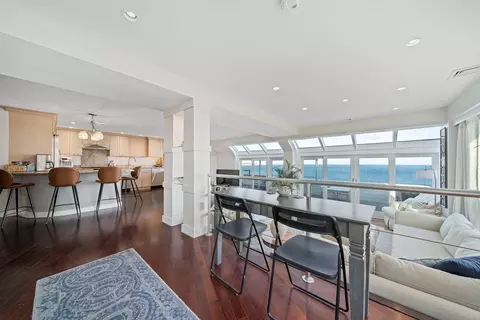 31 Oceanside Dr #31, Hull, MA 02045 photo 9