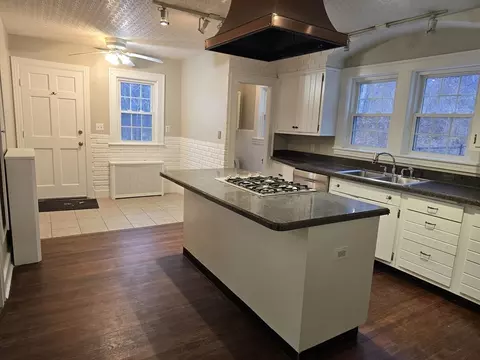 46 Beechmont St, Worcester, MA 01609 photo 14