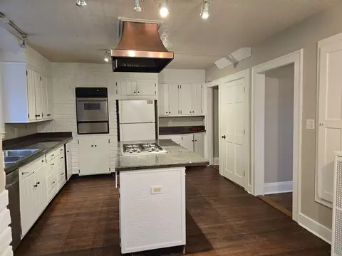 46 Beechmont St, Worcester, MA 01609 photo 13