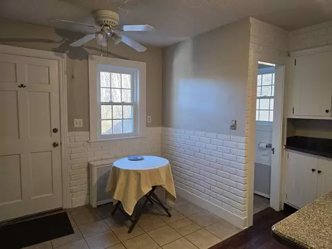 46 Beechmont St, Worcester, MA 01609 photo 9