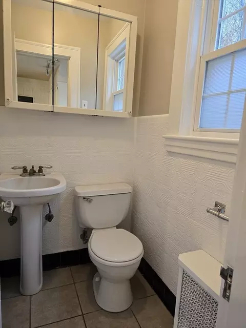 46 Beechmont St, Worcester, MA 01609 photo 16