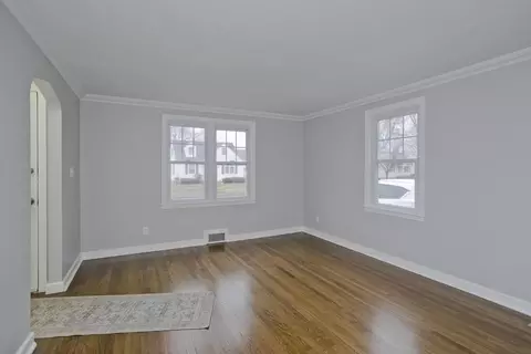 99 Lachine St, Chicopee, MA 01020 photo 7