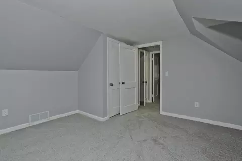 99 Lachine St, Chicopee, MA 01020 photo 15