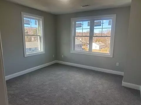 7 Marie St, Worcester, MA 01604 photo 12
