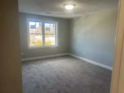 7 Marie St, Worcester, MA 01604 photo 11