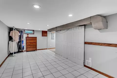 229 East St, Springfield, MA 01104 photo 25