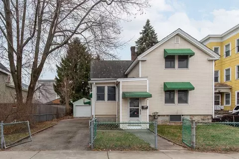 18 Dracut St, Lawrence, MA 01843