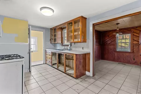 21 Bridge St, Beverly, MA 01915 photo 9