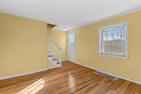 21 Bridge St, Beverly, MA 01915 photo 8