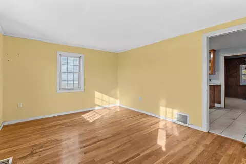 21 Bridge St, Beverly, MA 01915 photo 7