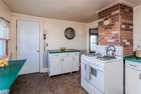 12 Conklin St, Springfield, MA 01109 photo 20