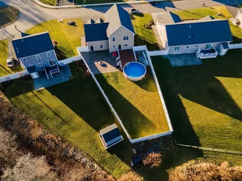 View/Area - 27 Theodore St, Fall River, MA 02720 photo 1 of 1