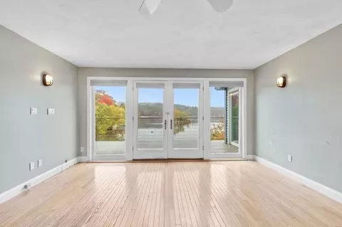 Living - 14 Bumpy Ln, Methuen, MA 01844 photo 1 of 3