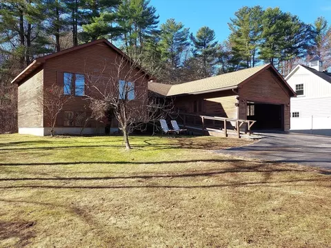 362 Thompson Rd, Webster, MA 01570 photo 2