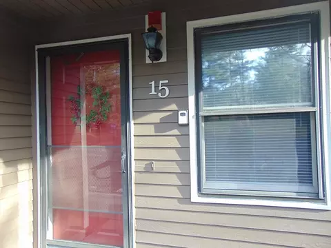 15 Mallard Dr #15, Fitchburg, MA 01420