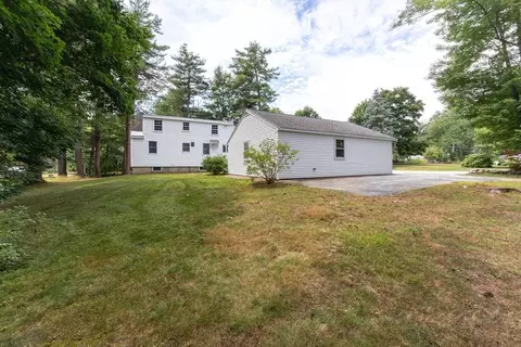 Exterior - 173 E Main St, Hampstead, NH 03826 photo 5 of 7