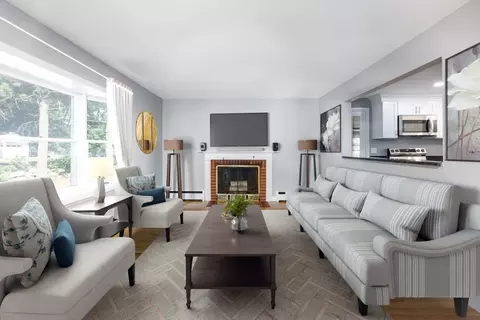 Living - 173 E Main St, Hampstead, NH 03826 photo 1 of 2