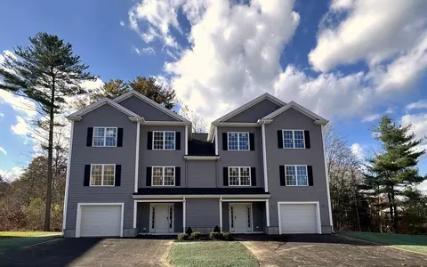 41 Hamlen St # B, Taunton, MA 02780