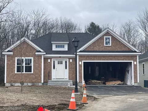 59 Cutter Dr, Easton, MA 02375