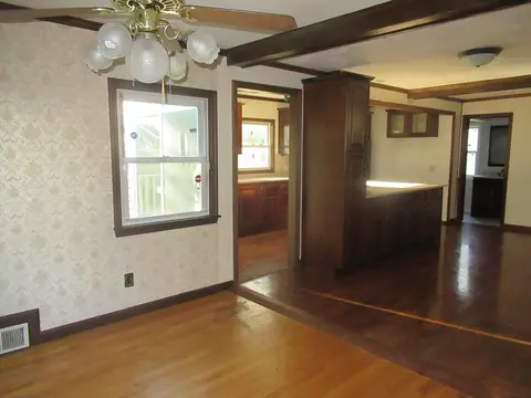 Dining - 69 Chapin Ter, Springfield, MA 01107 photo 1 of 1