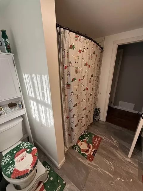 65 Swifts Beach Rd, Wareham, MA 02571 photo 9