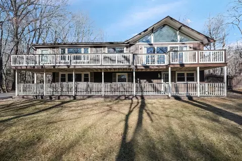 32 Villa Way, North Attleboro, MA 02760