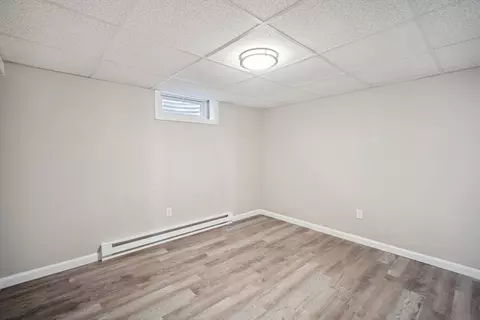 Bedroom - 178 Flint St, Springfield, MA 01129 photo 4 of 5