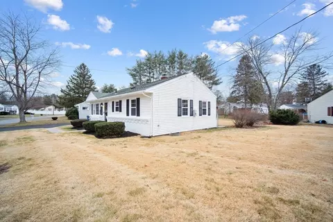 Exterior - 178 Flint St, Springfield, MA 01129 photo 1 of 5