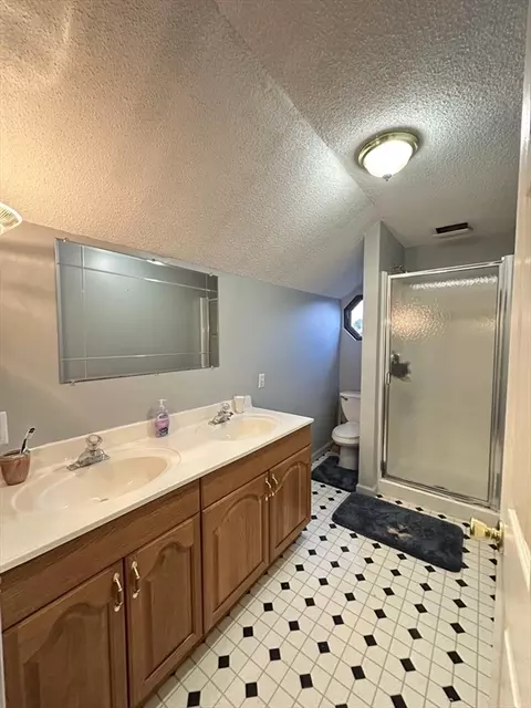 67 Beaudry Ave, Chicopee, MA 01020 photo 23