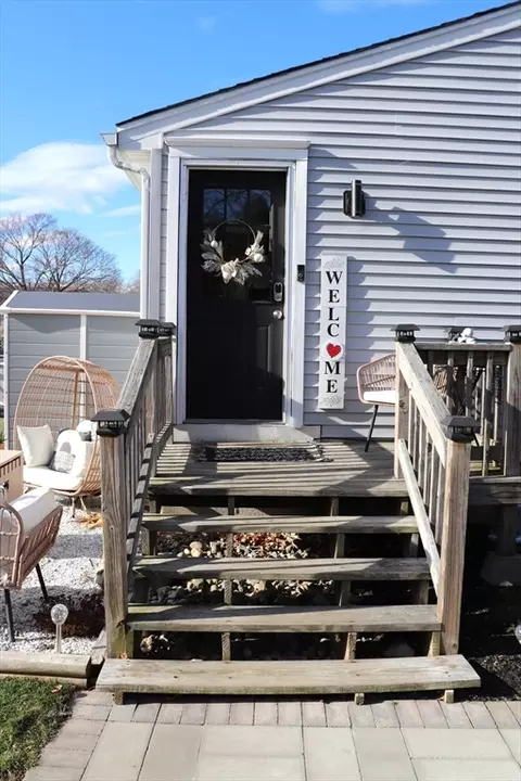 41 Moorland St, Fall River, MA 02724 photo 9