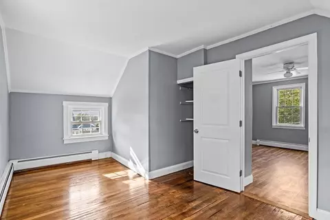 Bedroom - 181 Weetamoe St, Fall River, MA 02720 photo 3 of 6