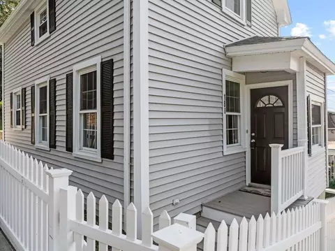 Exterior - 181 Weetamoe St, Fall River, MA 02720 photo 5 of 11