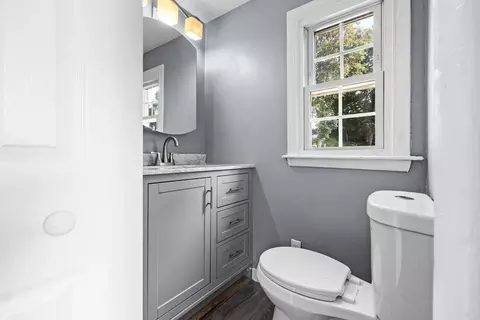 Bath - 181 Weetamoe St, Fall River, MA 02720 photo 1 of 2
