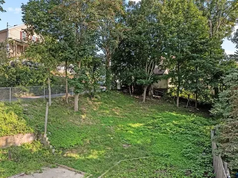 Exterior - 181 Weetamoe St, Fall River, MA 02720 photo 11 of 11