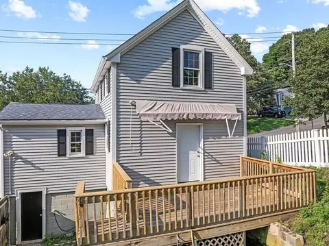 Exterior - 181 Weetamoe St, Fall River, MA 02720 photo 9 of 11