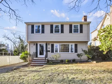 12 Piedmont St, Arlington, MA 02476