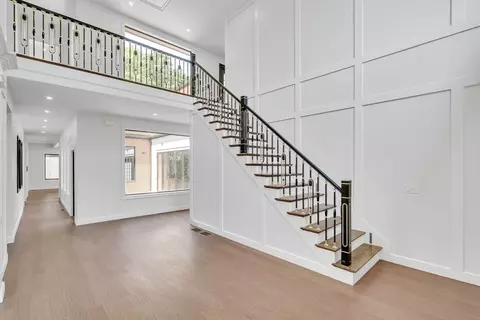 Entry Way - 59 Yale Rd, Needham, MA 02494 photo 1 of 2