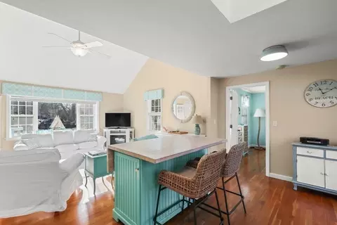 60 Lexington Dr, Barnstable, MA 02601 photo 9