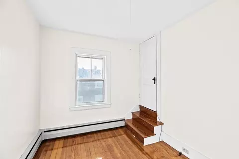 Bedroom - 10 Knowles Ave, Wareham, MA 02538 photo 5 of 9