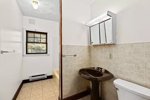 Bath - 10 Knowles Ave, Wareham, MA 02538 photo 2 of 2
