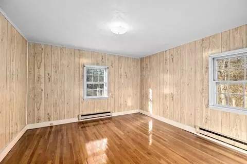Bedroom - 10 Knowles Ave, Wareham, MA 02538 photo 8 of 9