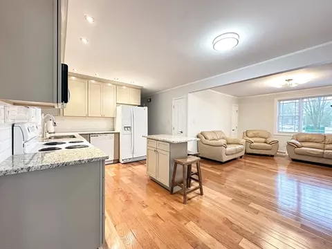 52 Dillon St, Chicopee, MA 01013 photo 19