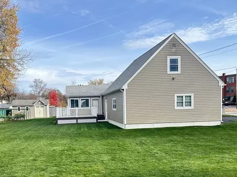 52 Dillon St, Chicopee, MA 01013 photo 12