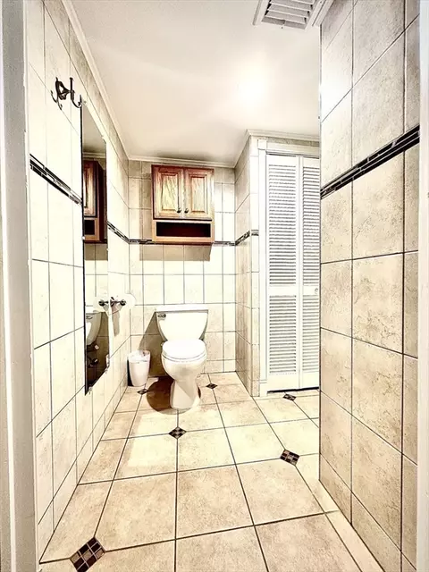 52 Dillon St, Chicopee, MA 01013 photo 36