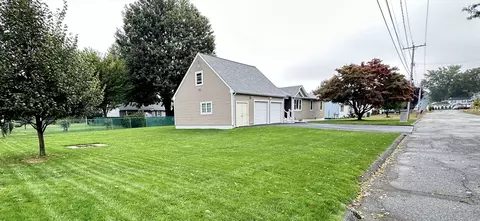 52 Dillon St, Chicopee, MA 01013 photo 13